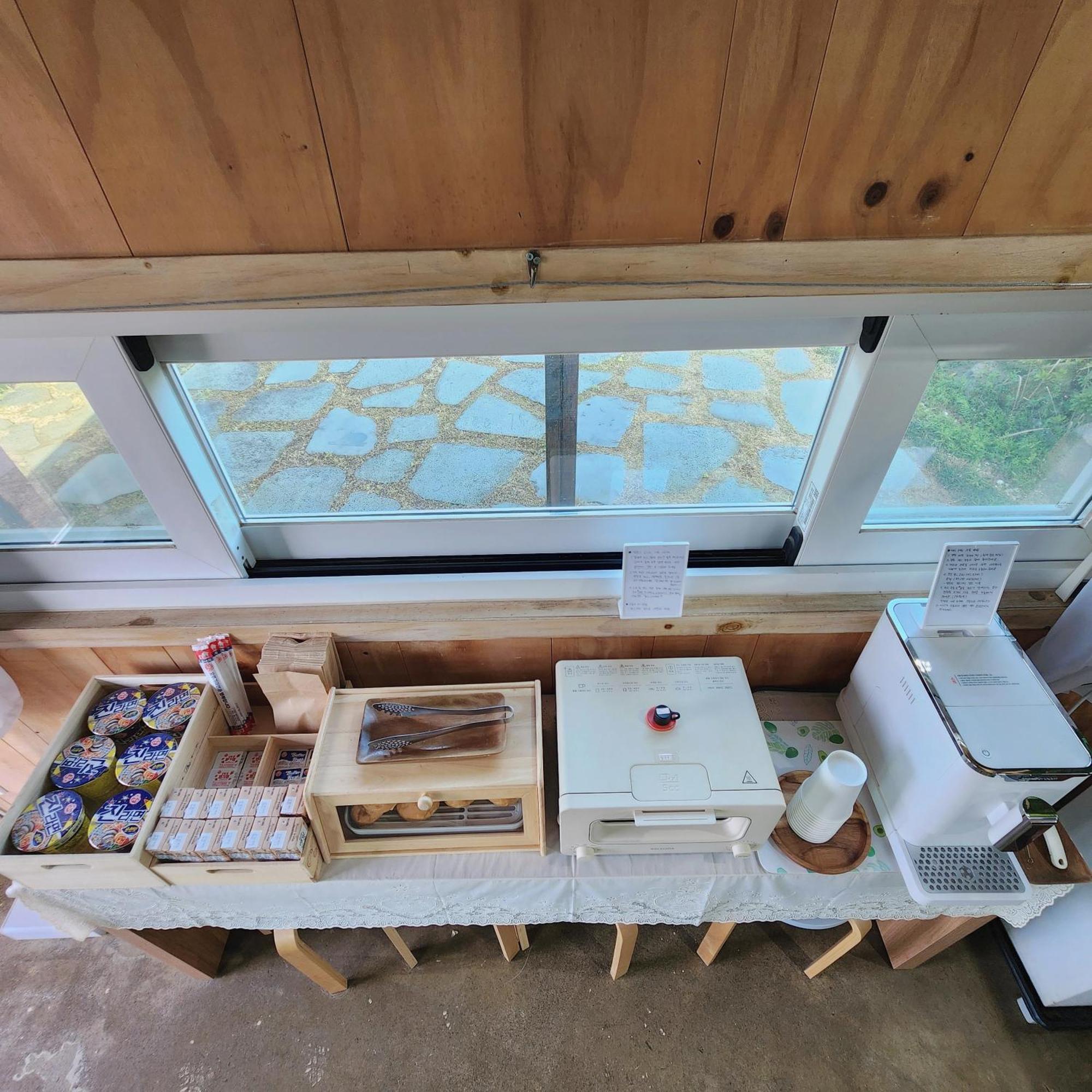 Jeju 542 Pension Согвипхо Экстерьер фото