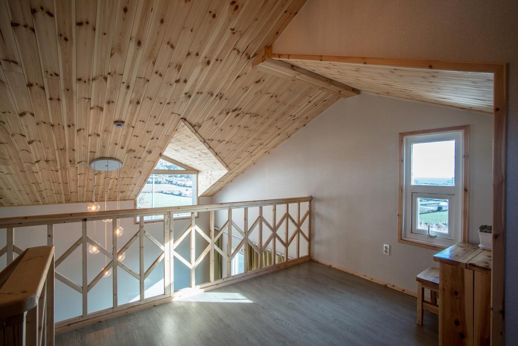 Jeju 542 Pension Согвипхо Номер фото